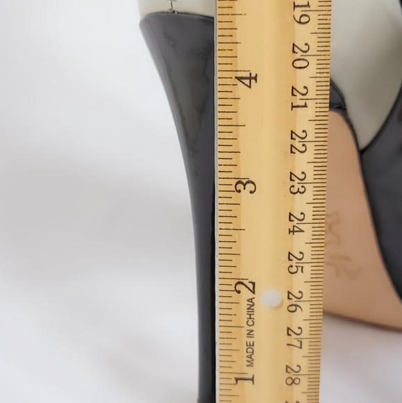 Aldo Patent Leather Heels - Picture 7 of 8